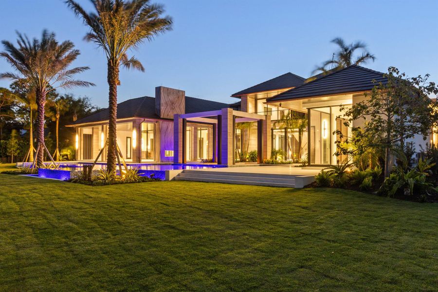 Spacious, unfurnished interior of a new home in , Jupiter (Image 72).