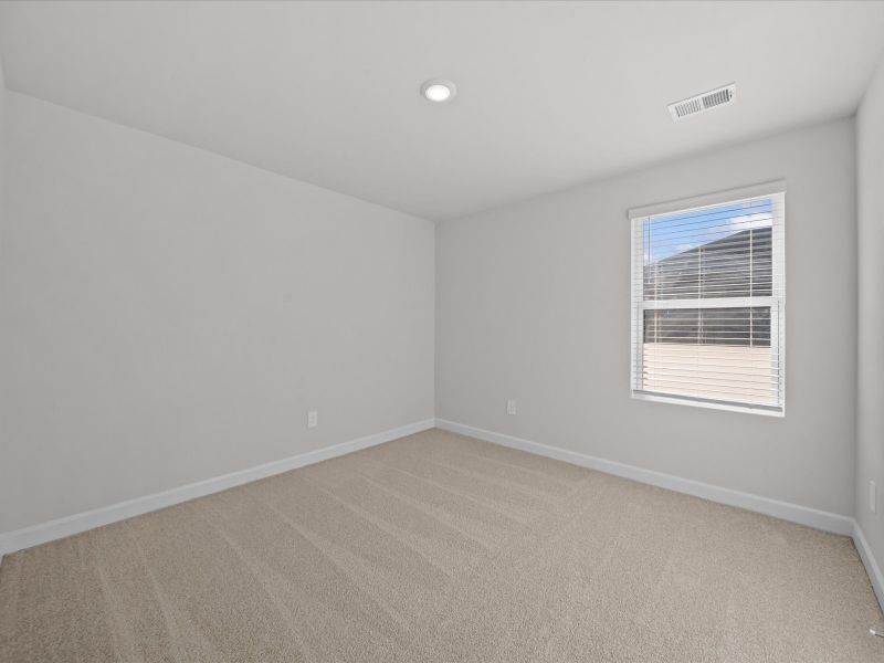 Spacious, unfurnished interior of a new home in Collier Ridge, Moore (Image 15).