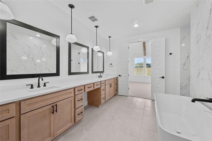 Please Note: These interior photos are not of the actual home but are of a completed one with a similar floor plan. Finishes, features, and layouts may vary. Please Note: These interior photos are not of the actual home but are of a completed one with a similar floor plan. Finishes, features, and layouts may vary.