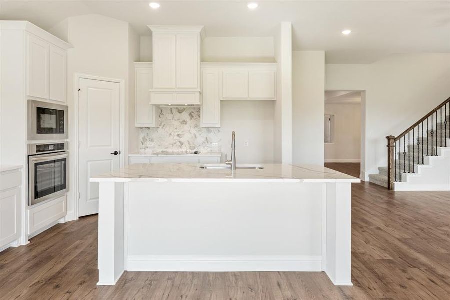 Furnished interior view inside a new home in Coyote Crossing, Godley (Image 14). Furnished interior view inside a new home in Coyote Crossing, Godley (Image 14).