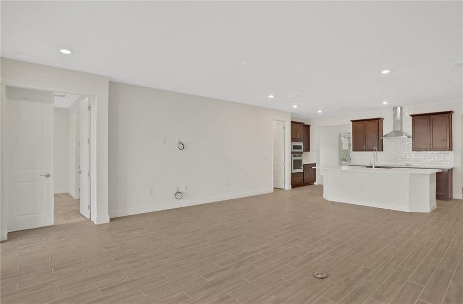 Spacious, unfurnished interior of a new home in Seaire, Parrish (Image 22). Spacious, unfurnished interior of a new home in Seaire, Parrish (Image 22).
