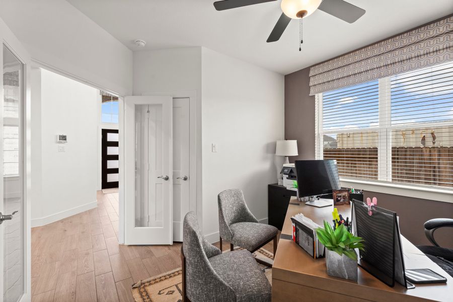 Furnished interior view inside a new home in Dellrose, Hockley (Image 28). Furnished interior view inside a new home in Dellrose, Hockley (Image 28).