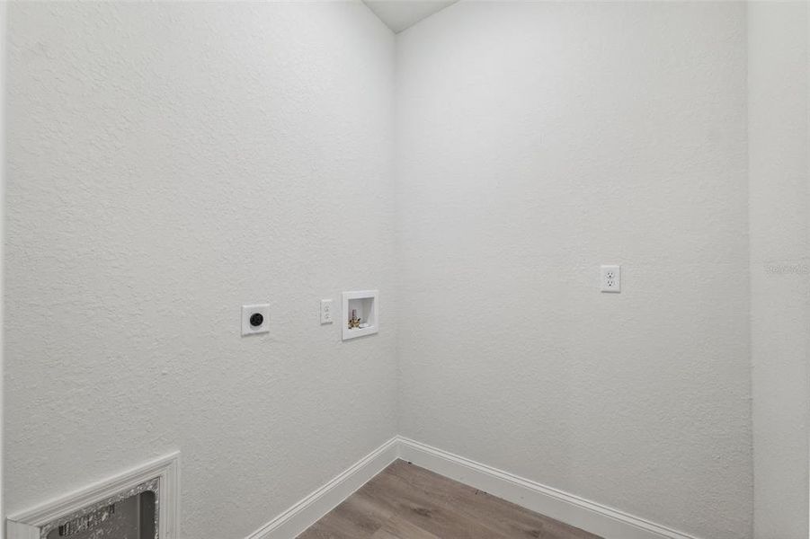 Image 41 of a home in .