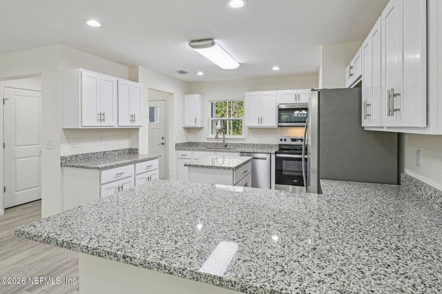 Furnished interior view inside a new home in , Middleburg (Image 9).