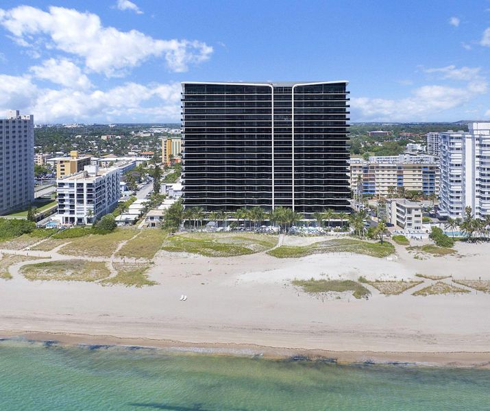 Front exterior of a new home in , Pompano Beach, FL, highlighting curb appeal (Image 31).