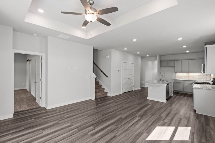 Spacious, unfurnished interior of a new home in The Meadows at Hunters Ranch, San Antonio (Image 20).