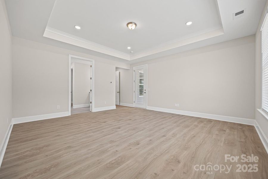 Spacious, unfurnished interior of a new home in , Gastonia (Image 21).