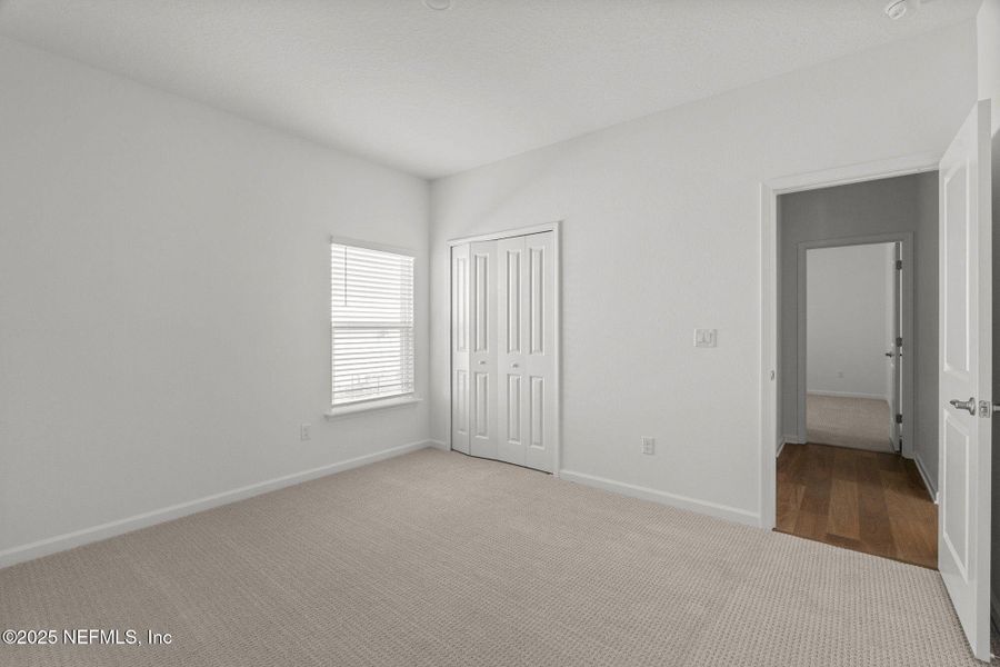 Spacious, unfurnished interior of a new home in Beacon Lake, St. Augustine (Image 29).