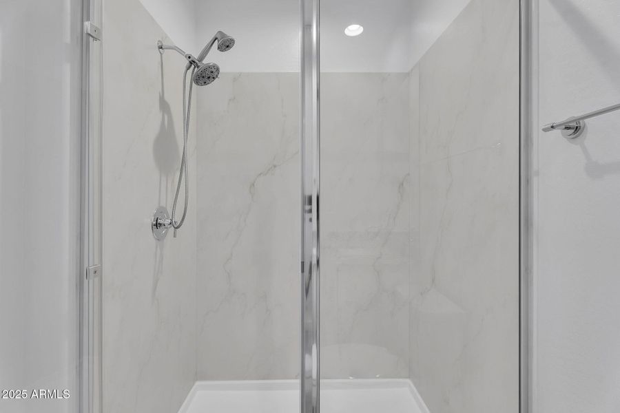 37-web-or-mls-Flower-34