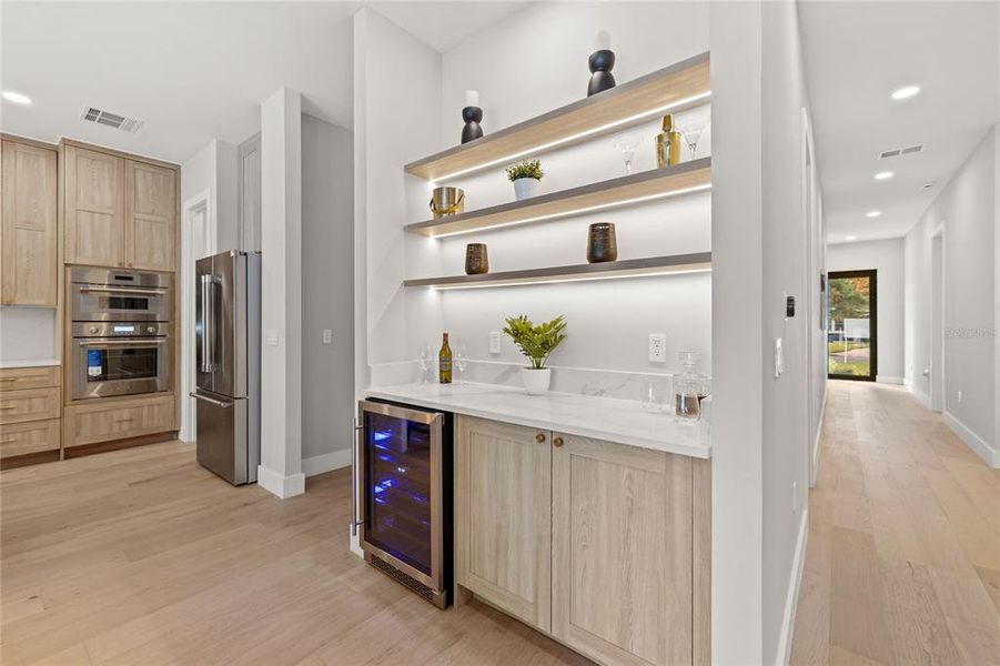 Furnished interior view inside a new home in College Park, Orlando (Image 17). Furnished interior view inside a new home in College Park, Orlando (Image 17).