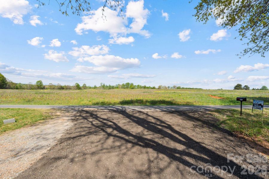 Natural landscape and outdoor views near  in Lawndale (Image 42).