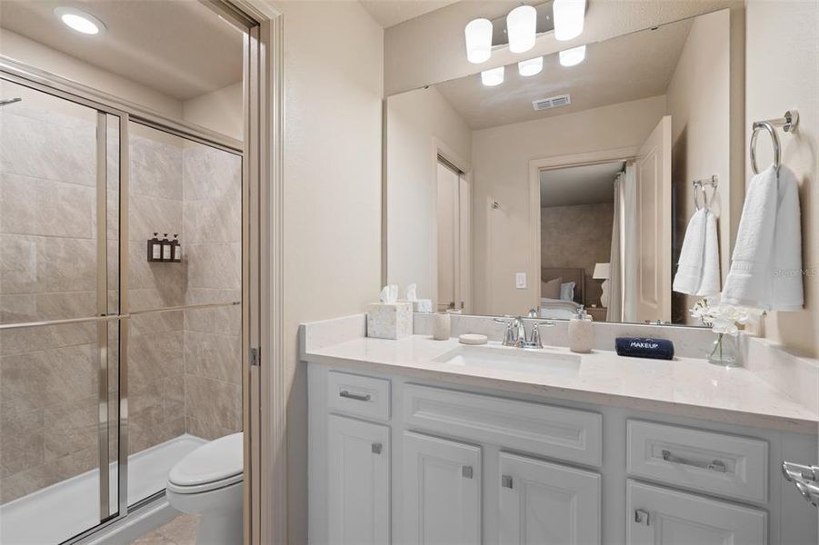 Furnished interior view inside a new home in Windsor Cay Resort, Clermont (Image 37).