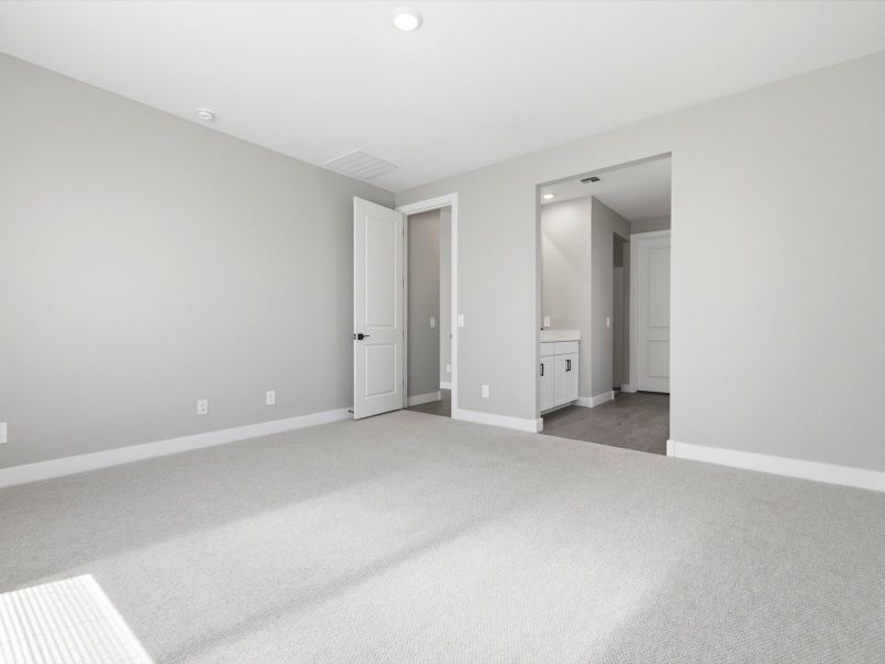 Spacious, unfurnished interior of a new home in White Tank Foothills Reserve Series, Waddell (Image 15). Spacious, unfurnished interior of a new home in White Tank Foothills Reserve Series, Waddell (Image 15).