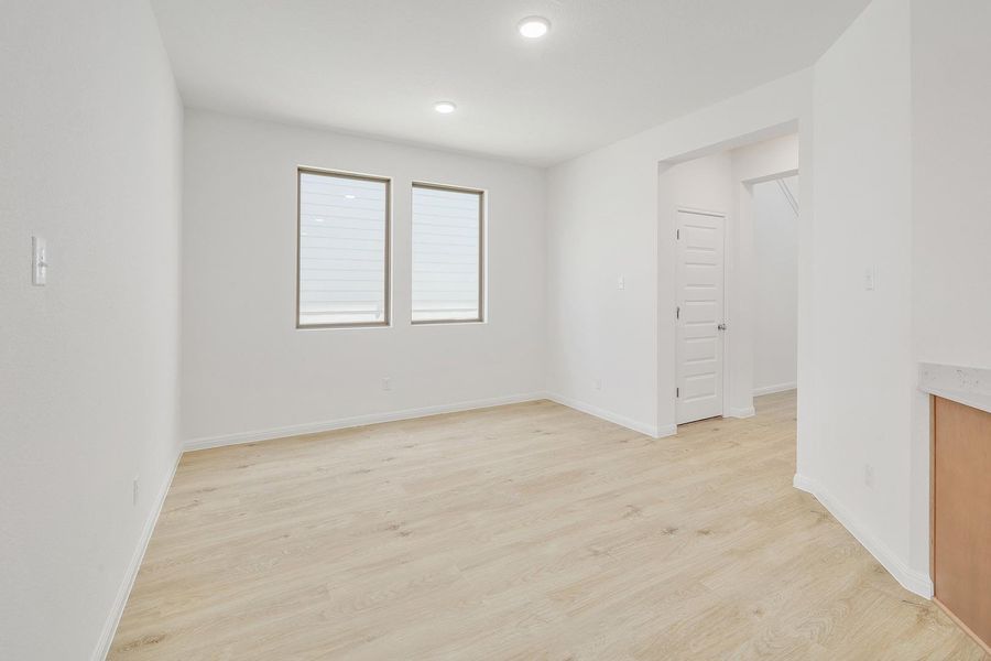 Spacious, unfurnished interior of a new home in Trinity Ranch, Elgin (Image 54). Spacious, unfurnished interior of a new home in Trinity Ranch, Elgin (Image 54).