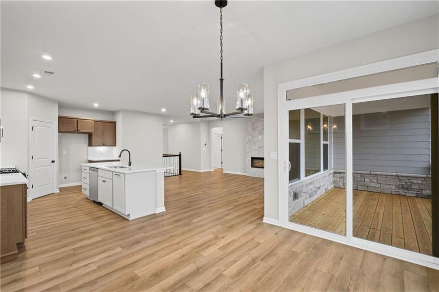 Spacious, unfurnished interior of a new home in Easton Park, Dallas (Image 30). Spacious, unfurnished interior of a new home in Easton Park, Dallas (Image 30).