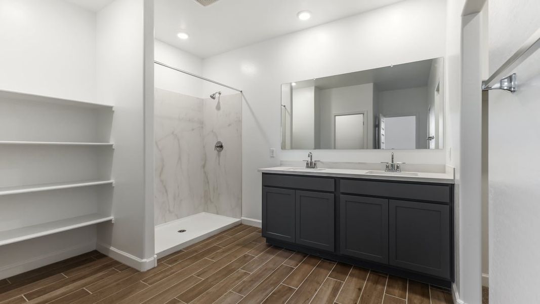 Furnished interior view inside a new home in Entrada Del Toro at Rancho Sahuarita, Sahuarita (Image 7).