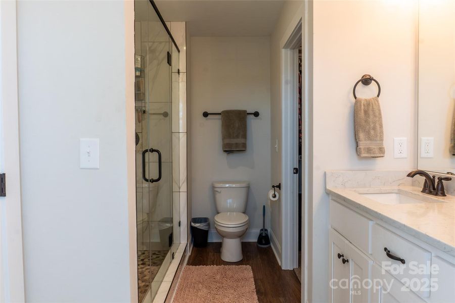 Furnished interior view inside a new home in , Monroe (Image 25).