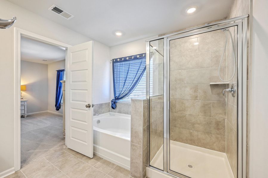 Furnished interior view inside a new home in Limehouse Village: Arbor Series, Summerville (Image 14). Furnished interior view inside a new home in Limehouse Village: Arbor Series, Summerville (Image 14).