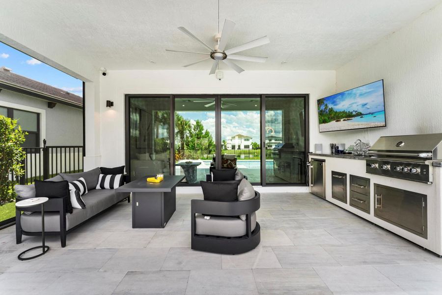 Furnished interior view inside a new home in , Palm Beach Gardens (Image 46).