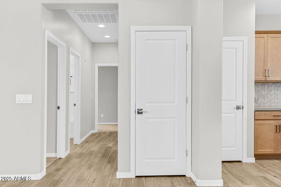 9964 W Piccadilly Road - Ready Now!