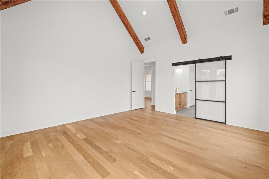 Spacious, unfurnished interior of a new home in , Carrollton (Image 24).