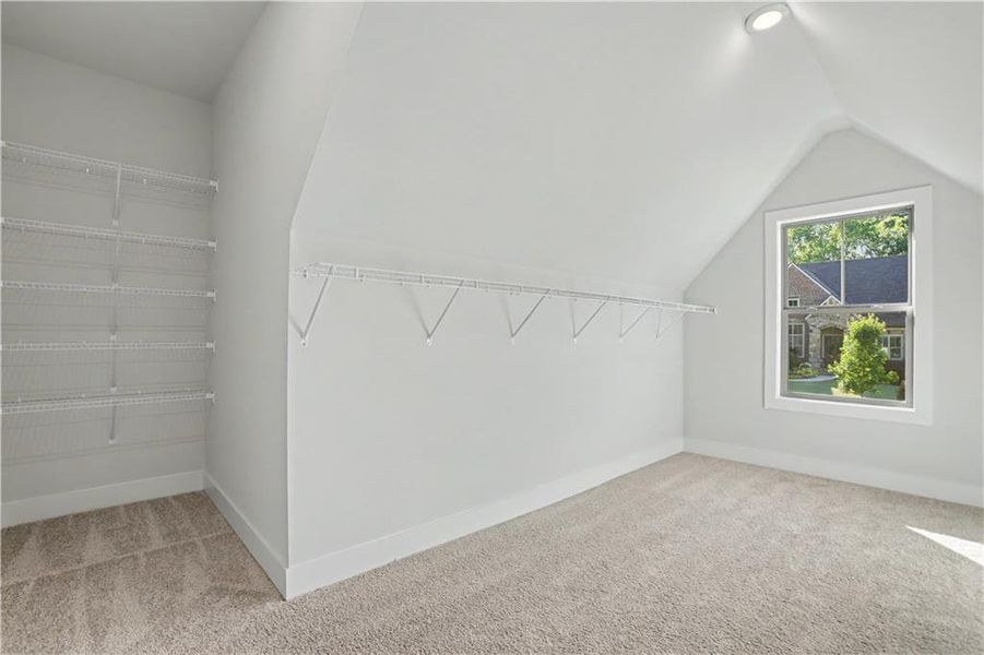 Spacious, unfurnished interior of a new home in , Jefferson (Image 14).