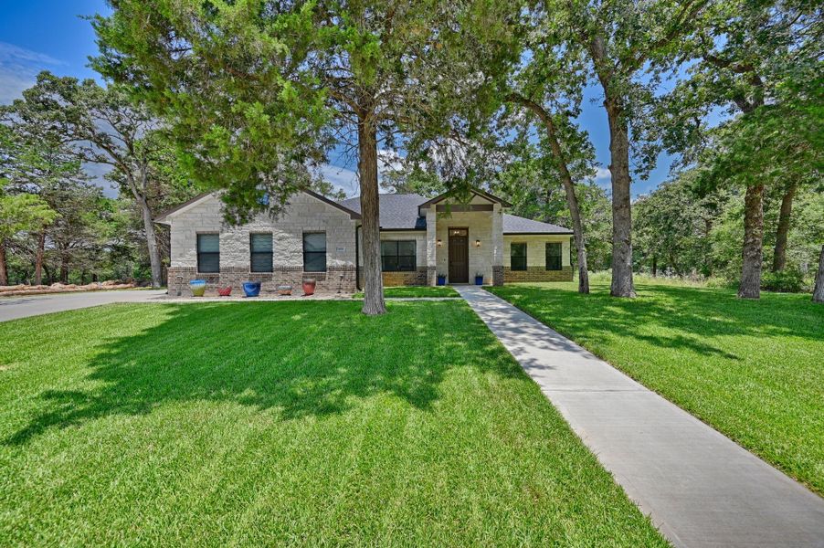 Image 45 of a home in .
