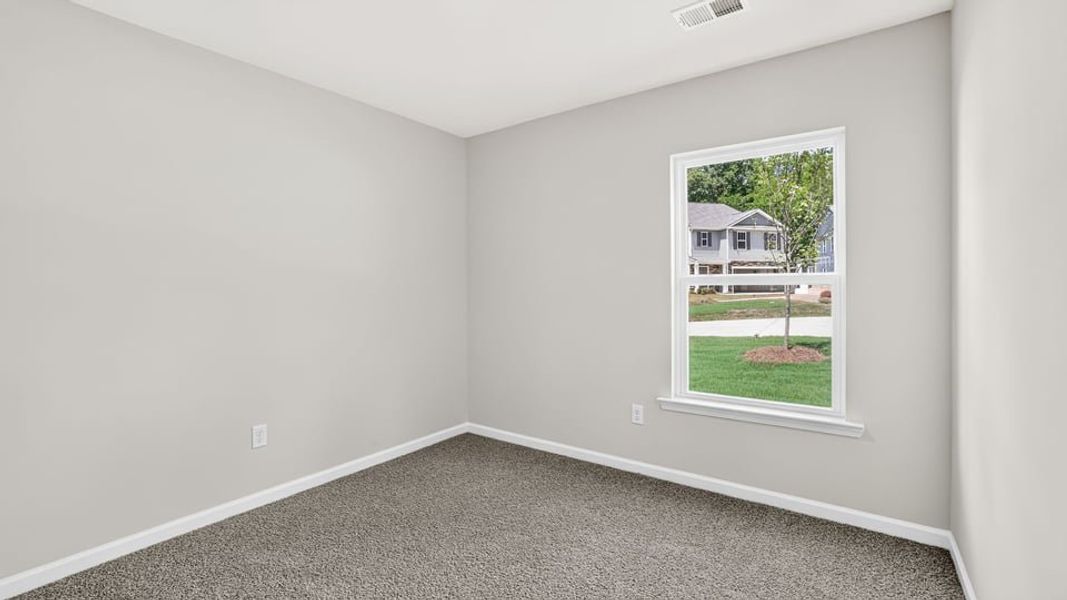 Spacious, unfurnished interior of a new home in Harper Ridge, Roebuck (Image 19). Spacious, unfurnished interior of a new home in Harper Ridge, Roebuck (Image 19).