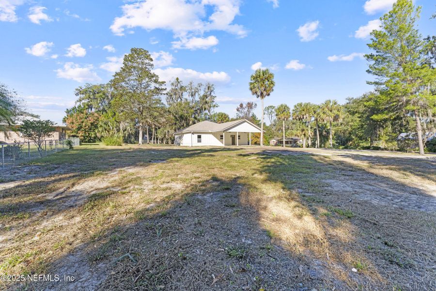 Natural landscape and outdoor views near in San Mateo (Image 34). Natural landscape and outdoor views near in San Mateo (Image 34).