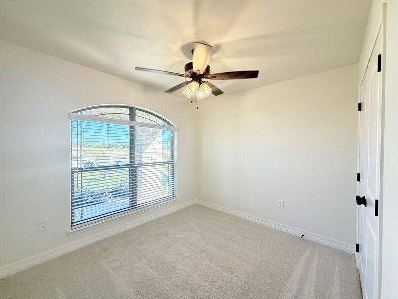 Spacious, unfurnished interior of a new home in , Belton (Image 9).