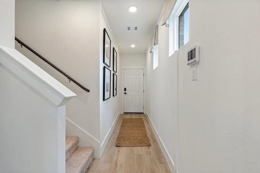 Spacious, unfurnished interior of a new home in Lake Park Villas, Wylie (Image 21). Spacious, unfurnished interior of a new home in Lake Park Villas, Wylie (Image 21).