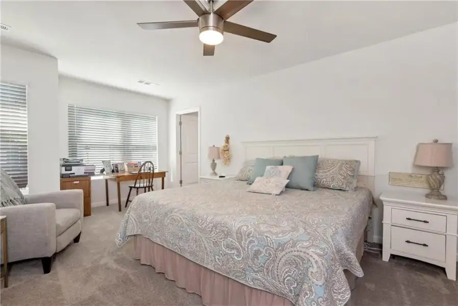Furnished interior view inside a new home in , Dahlonega (Image 38).