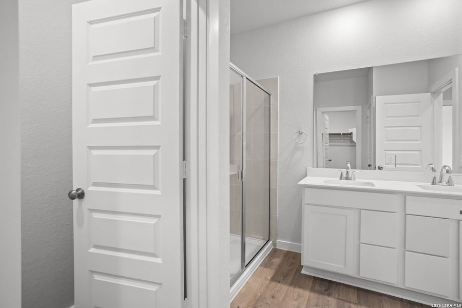 Furnished interior view inside a new home in Mesa Vista, San Antonio (Image 15).