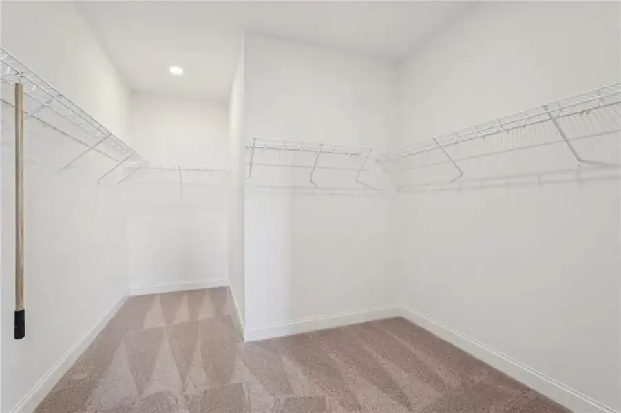Spacious, unfurnished interior of a new home in Millcroft, Buford (Image 23).