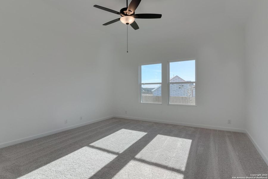 Spacious, unfurnished interior of a new home in Arcadia Ridge, San Antonio (Image 28).
