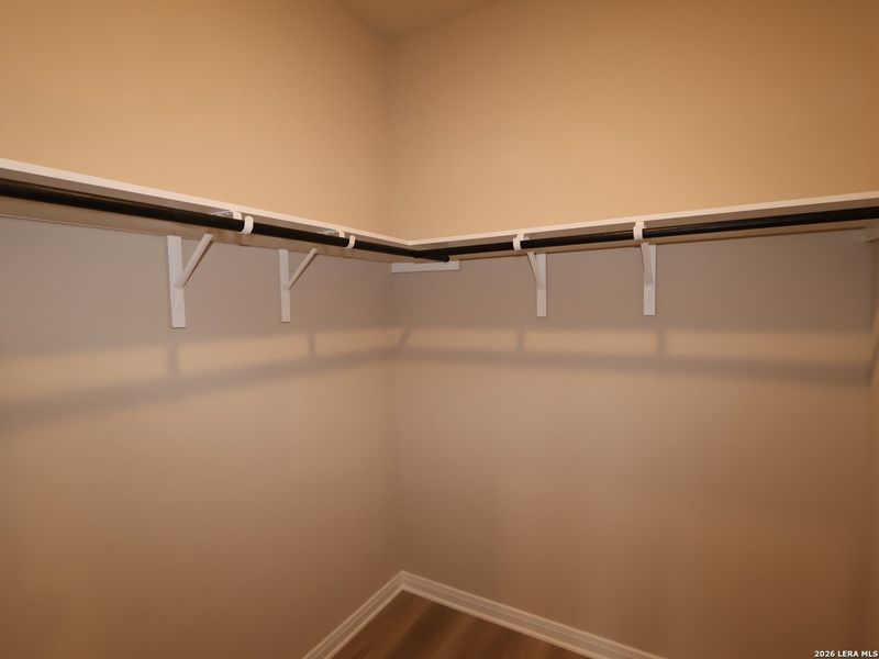 Spacious, unfurnished interior of a new home in Agave, San Antonio (Image 29).