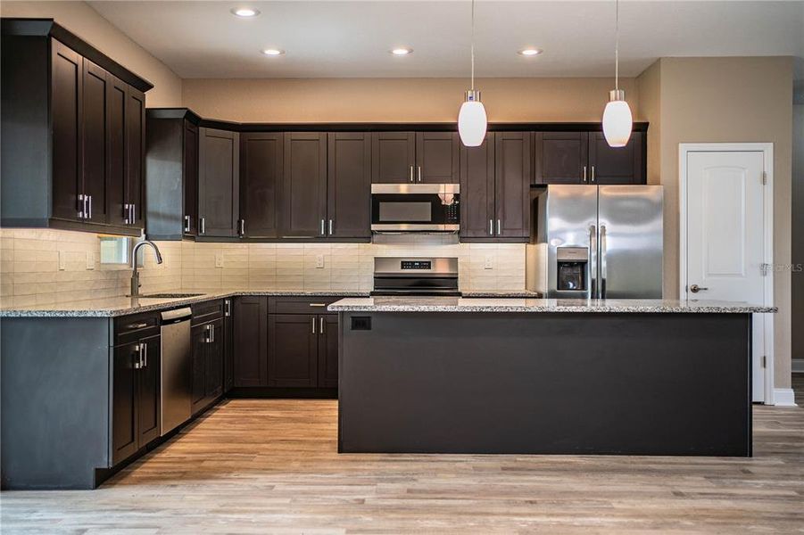 Furnished interior view inside a new home in , Bartow (Image 12).