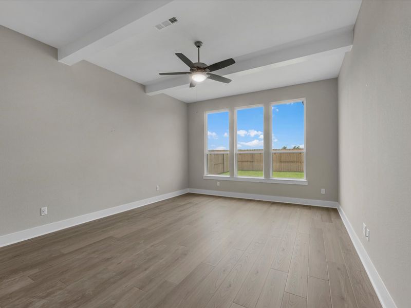 Spacious, unfurnished interior of a new home in Sienna 60’, Missouri City (Image 17). Spacious, unfurnished interior of a new home in Sienna 60’, Missouri City (Image 17).