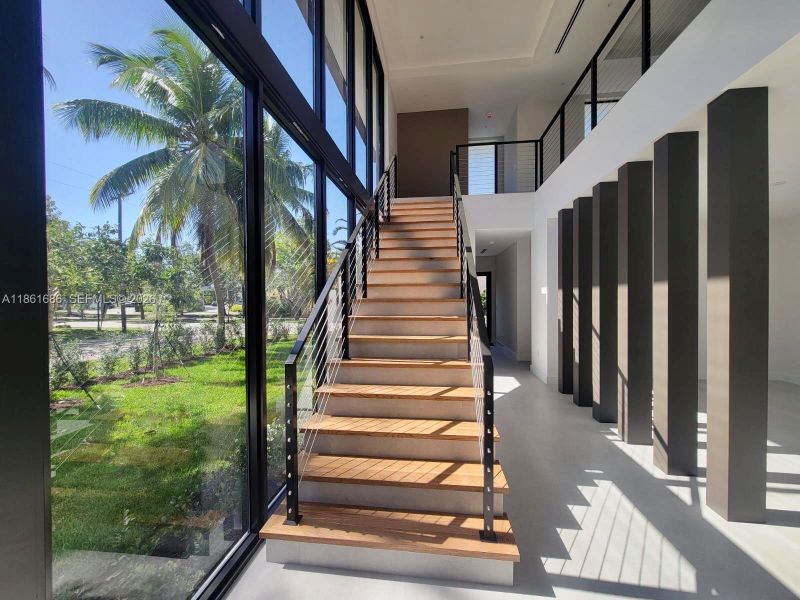 Exterior details and patio area of a home in , South Miami (Image 35).