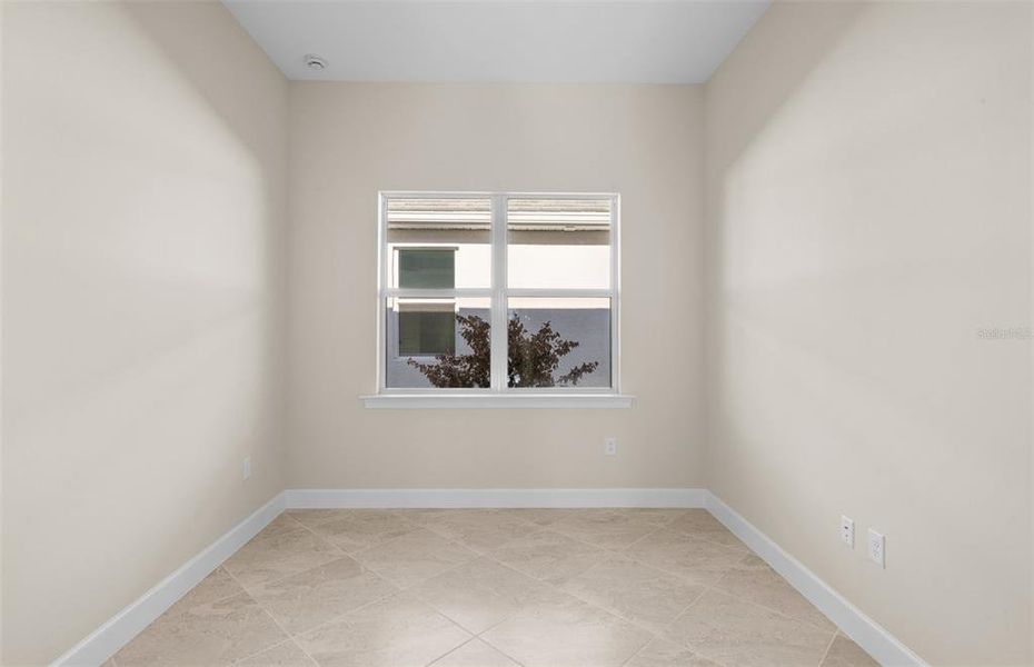Spacious, unfurnished interior of a new home in SeaFlower, Bradenton (Image 18).