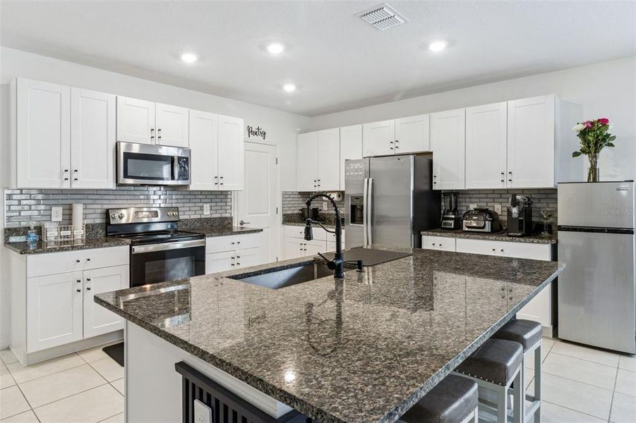 Furnished interior view inside a new home in , Lakeland (Image 29).