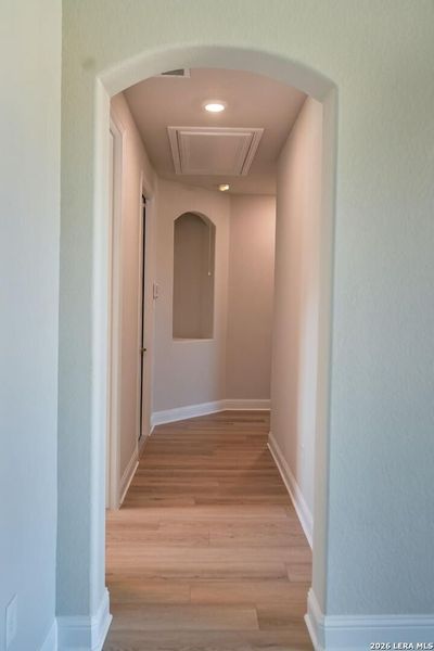 Spacious, unfurnished interior of a new home in Annabelle Ranch, San Antonio (Image 5).