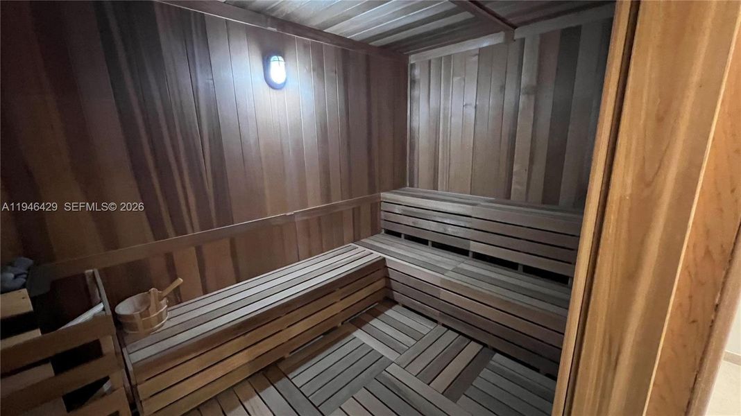 Image 74 of a home in .