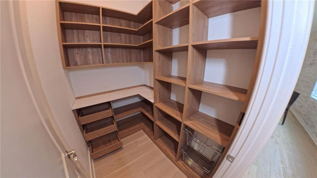 Furnished interior view inside a new home in Willow Ridge, Montverde (Image 7).