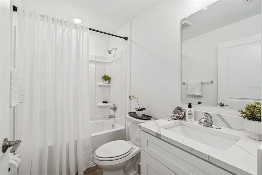 Furnished interior view inside a new home in , Spring Hill (Image 18).