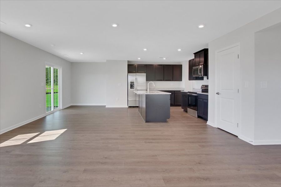 Spacious, unfurnished interior of a new home in Aspen Meadows, Hampton (Image 10).