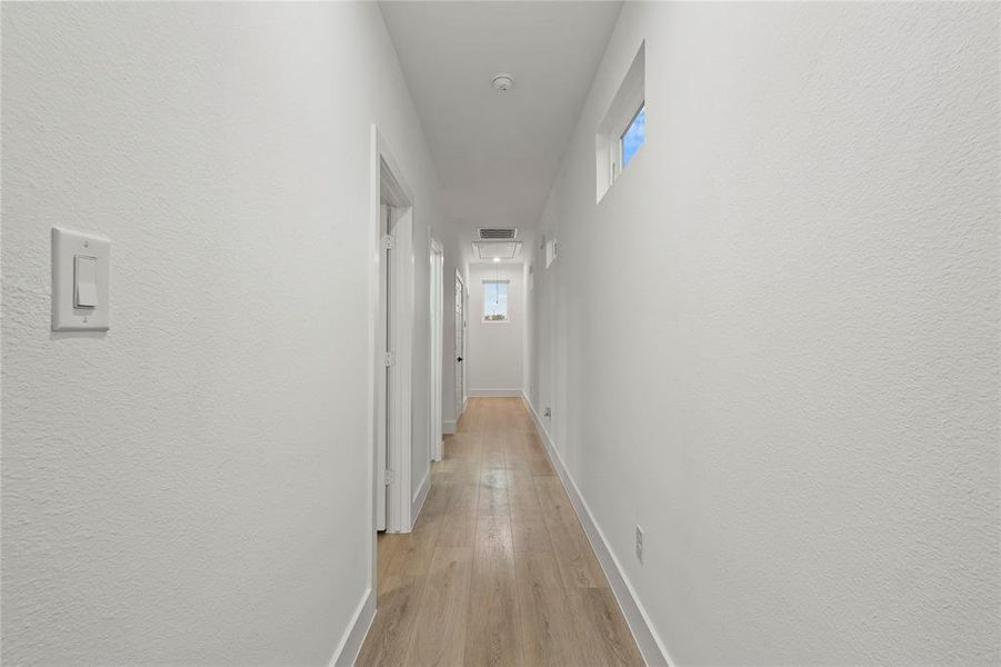 Spacious, unfurnished interior of a new home in , Dallas (Image 13).