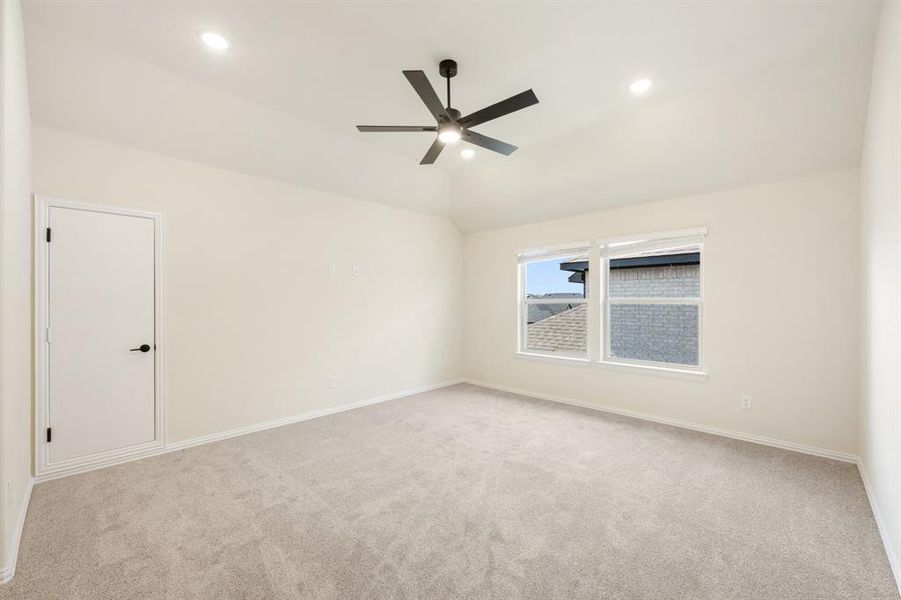 Spacious, unfurnished interior of a new home in Sonoma Verde, McLendon-Chisholm (Image 22). Spacious, unfurnished interior of a new home in Sonoma Verde, McLendon-Chisholm (Image 22).