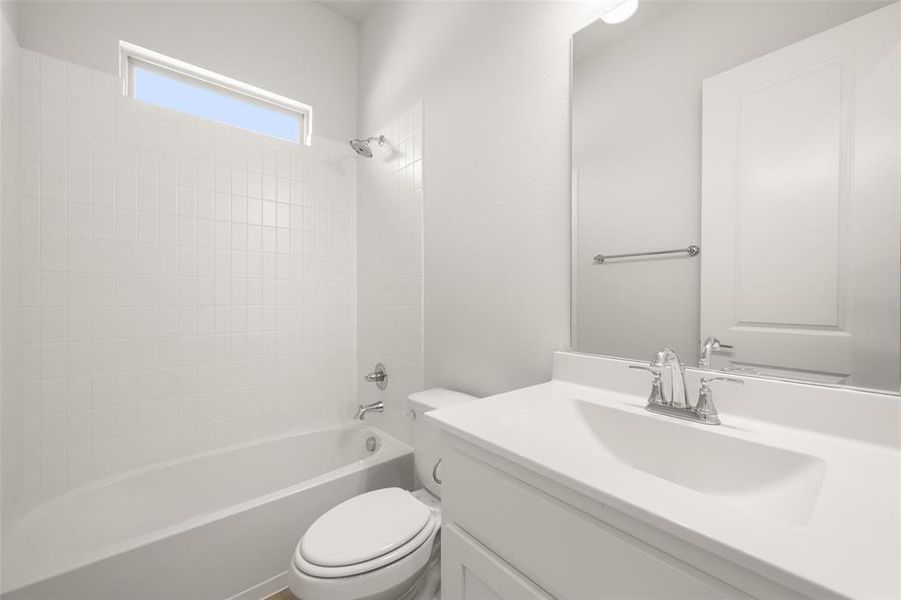 405 Daybreak- Bathroom-1 405 Daybreak- Bathroom-1