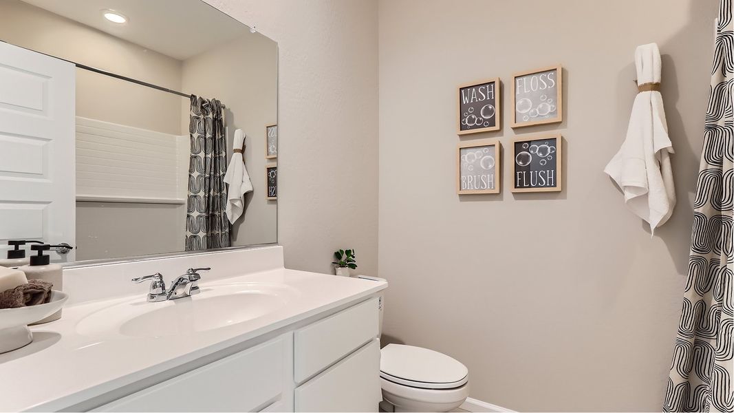 3560 Coronado Bath2 F1 Base2